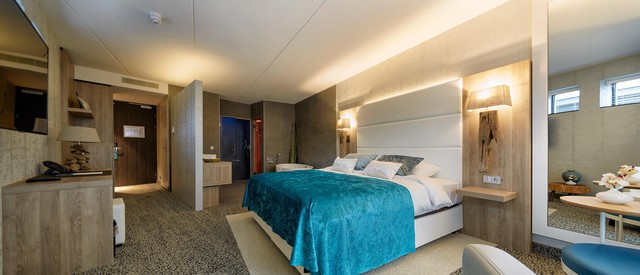 Ibiza suite hotel princeville
