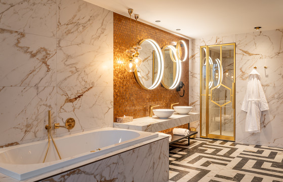 Honey Suite