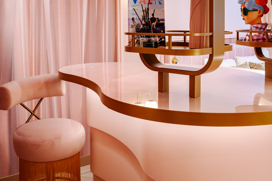 Pink Suite